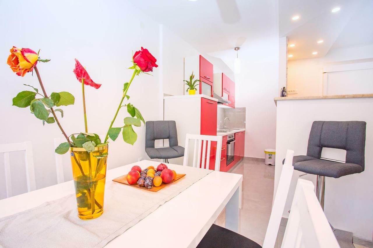 Kate Apartment Omiš Екстериор снимка