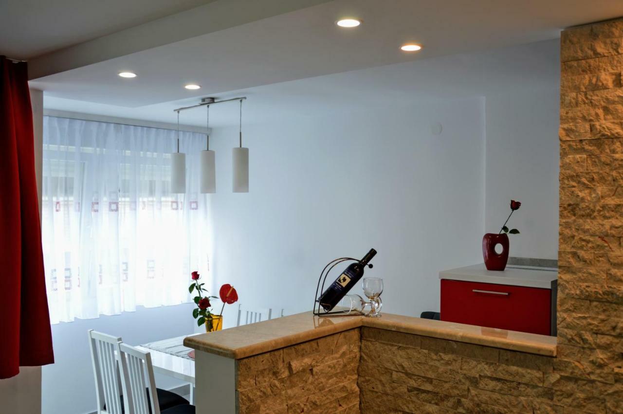 Kate Apartment Omiš Екстериор снимка